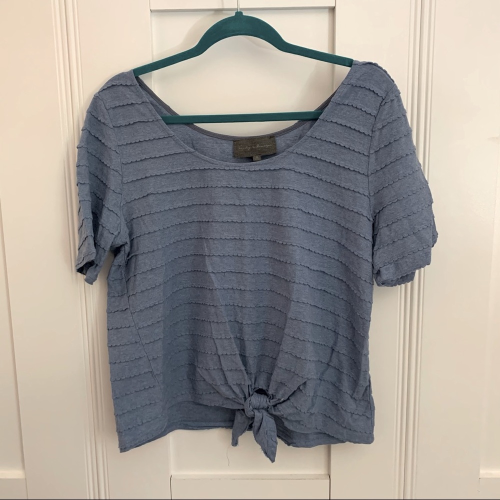 Sunday in Brooklyn | Women’s Blue Scalloped Top XL
